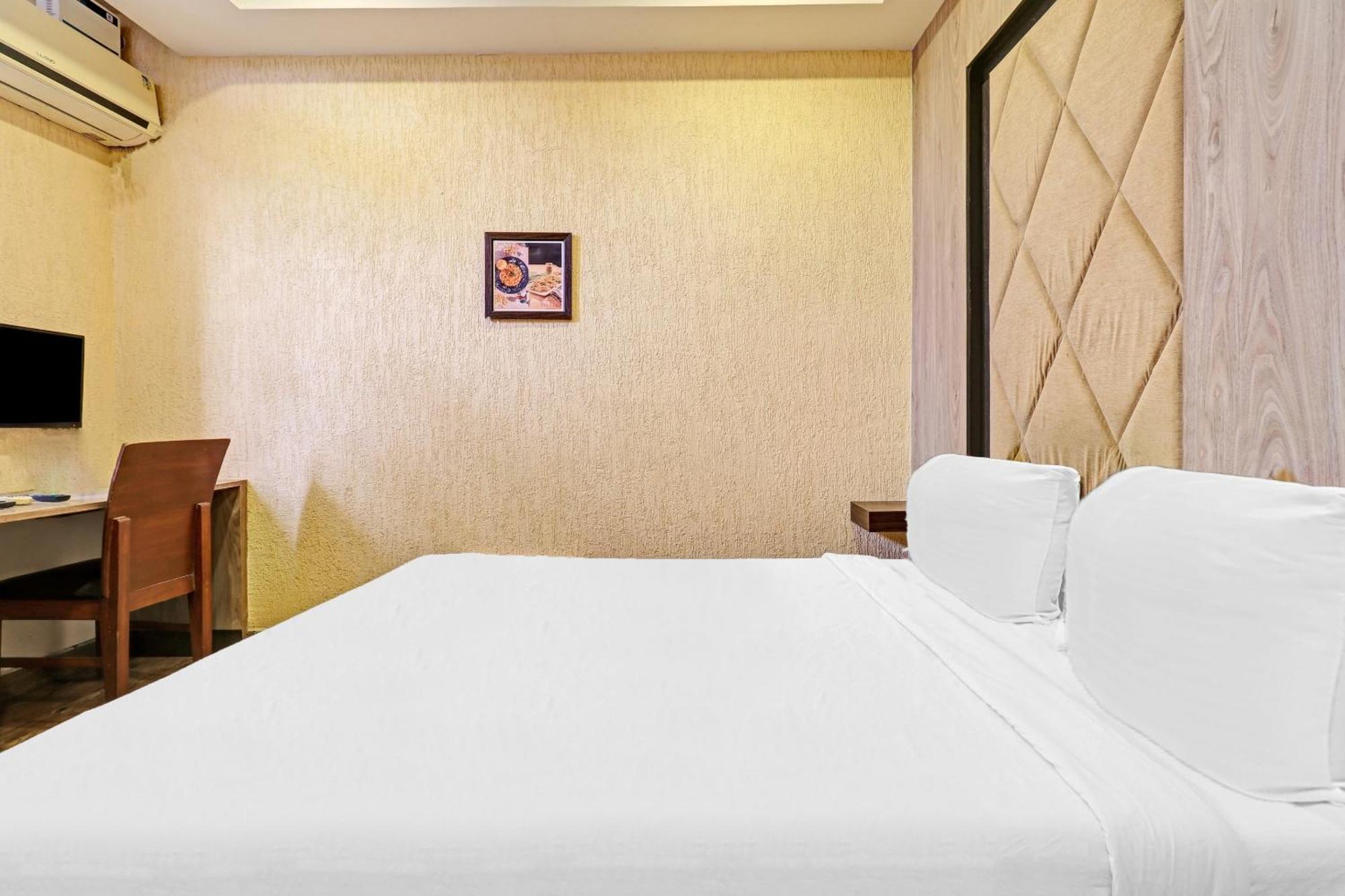 Capital O 84896 Hotel Grand Karaikudi Tiruchirappalli Bagian luar foto